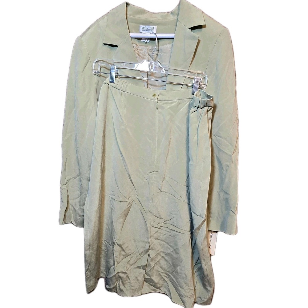 🌿 Duè Per Duè Women's 100% Silk Skirt Suit Sage Green Sz 14W–Elegant Two-Piece